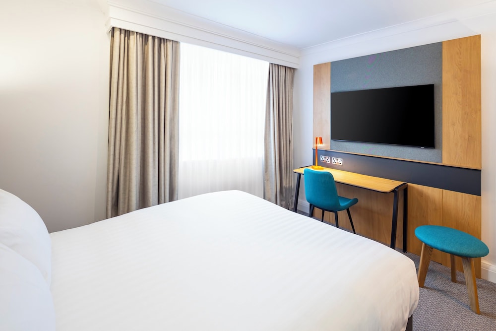 Habitación estándar, 1 cama de matrimonio grande (Super) del hotel Holiday Inn London-bexley, An Ihg. Foto 8