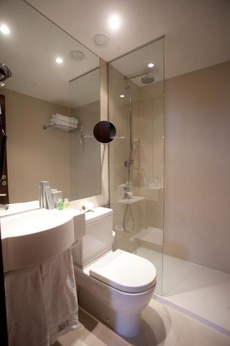 Habitación Triple del hotel Carrís Casa De La Troya