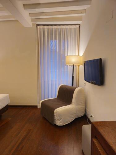 Habitación Doble Estándar - 2 camas del hotel Carrís Casa De La Troya. Foto 1