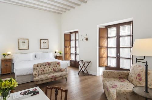 Suite Junior del hotel Amadeus Sevilla. Foto 1