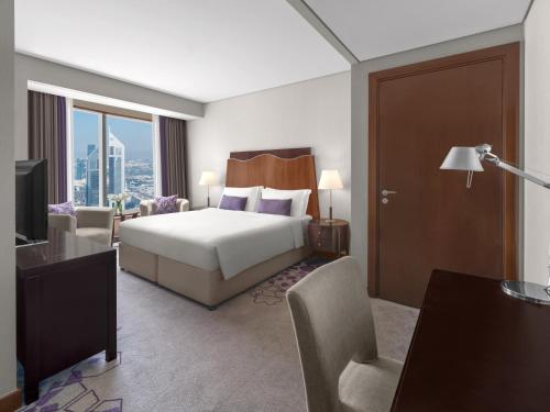 Guest Room High Floor – King del hotel Rose Rayhaan By Rotana. Foto 3