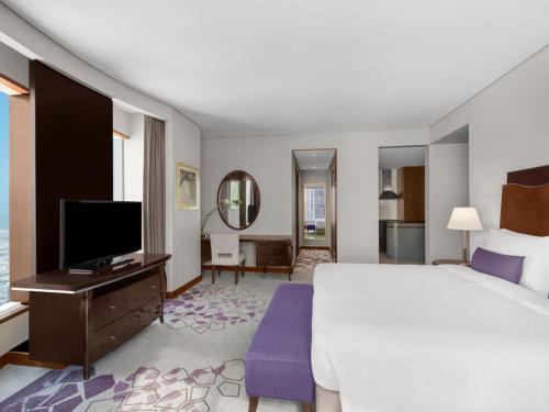 Large Corner – High Floor del hotel Rose Rayhaan By Rotana. Foto 5