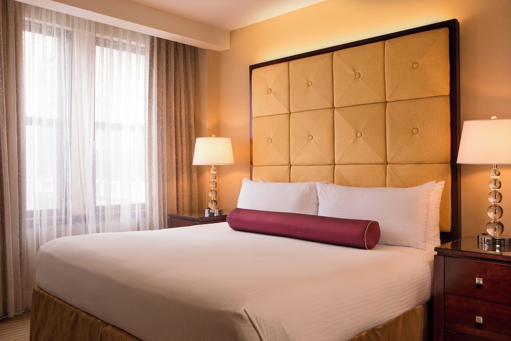 Habitación estándar, 1 cama de matrimonio grande del hotel Millennium Knickerbocker Chicago