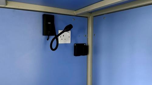 Single bed in 12 - Bed Mixed Dormitory Room Shared Bathroom del hotel Smart Russell Square. Foto 4