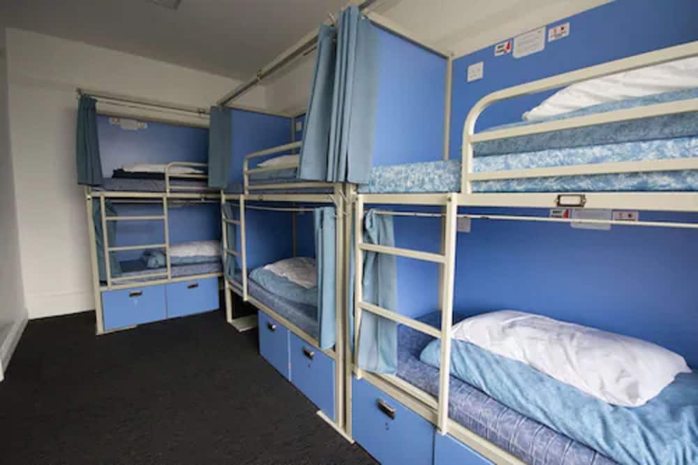 Private 6 Bed Dorm (Ensuite) del hotel Smart Hyde Park Inn. Foto 1