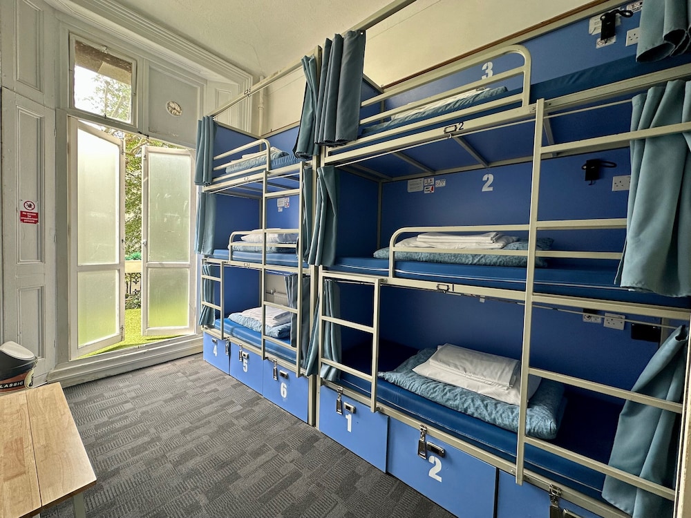Private 6 Bed Dorm (Ensuite) del hotel Smart Hyde Park Inn. Foto 3
