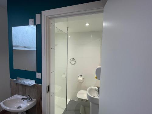 Bed in 9 Bed Mixed Dormitory Room (18 - 45 Years) del hotel Smart Camden Inn