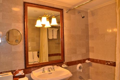 Habitación Superior - 2 camas dobles del hotel Wall Street Inn. Foto 1