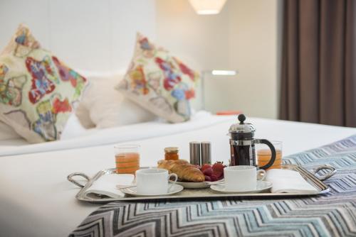 Suite Junior - 2 camas individuales del hotel Le Placide Saint Germain Des Pres. Foto 7