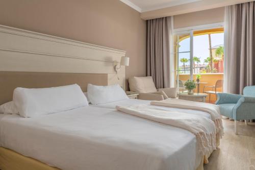Habitación Individual del hotel Iberostar Waves Málaga Playa. Foto 2