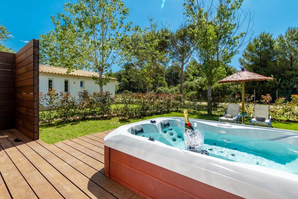 Bungalow Superior 1 habitación Gold del hotel Valentín Playa de Muro. Foto 2