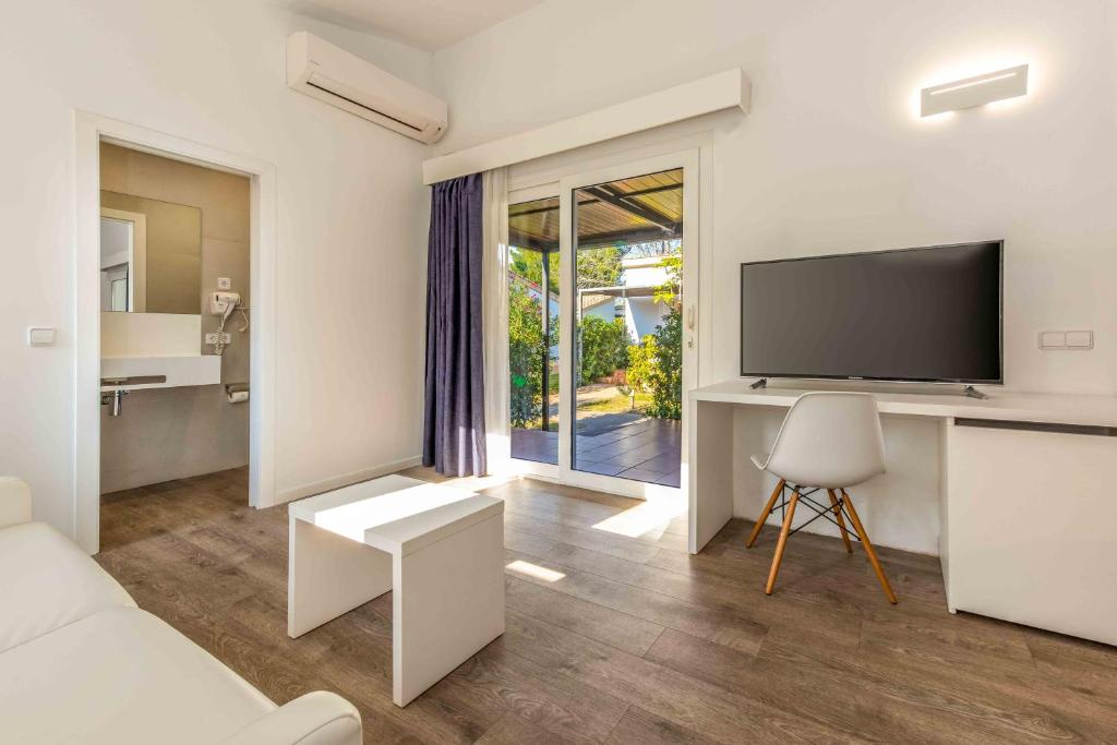 Bungalow Deluxe del hotel Valentín Playa de Muro. Foto 1