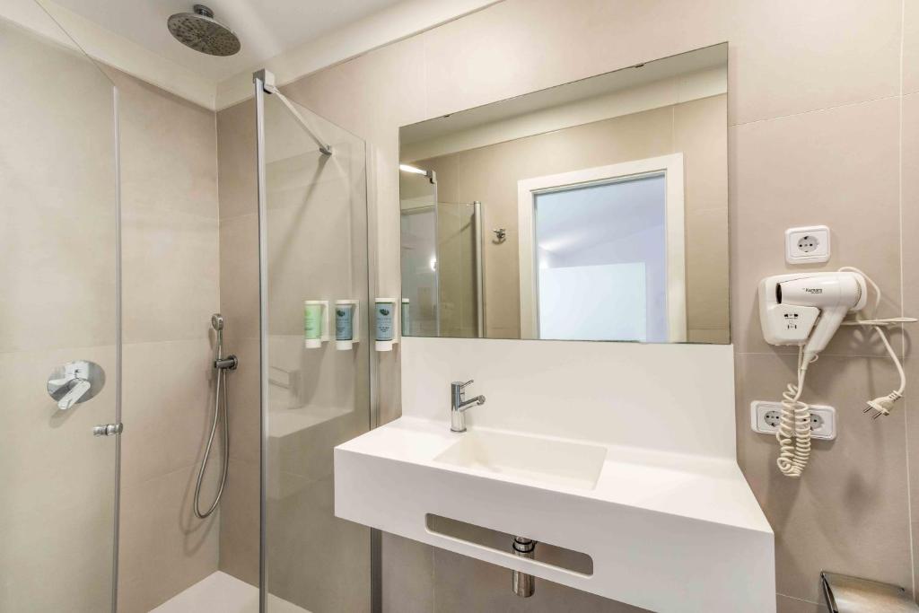 Bungalow Deluxe del hotel Valentín Playa de Muro. Foto 3