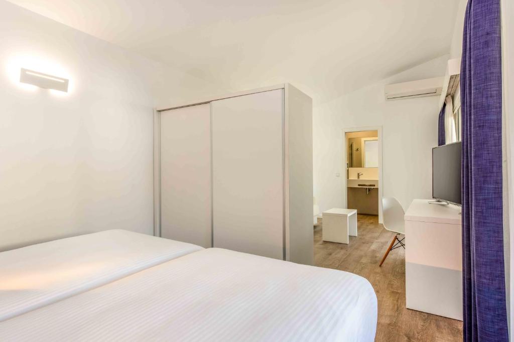 Bungalow Deluxe del hotel Valentín Playa de Muro. Foto 4