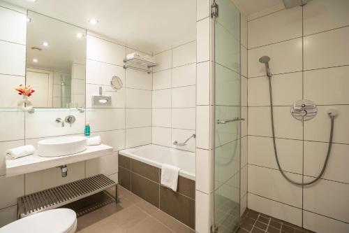 Habitación Doble Estándar del hotel B-Aparthotels Grand Place. Foto 4