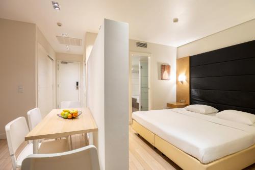 Apartamento con terraza del hotel B-Aparthotels Grand Place. Foto 5