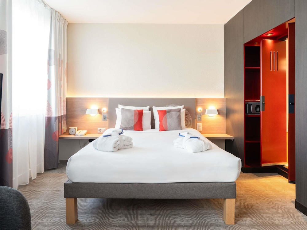 Suite Executive del hotel Novotel Suites Geneve Aeroport. Foto 7