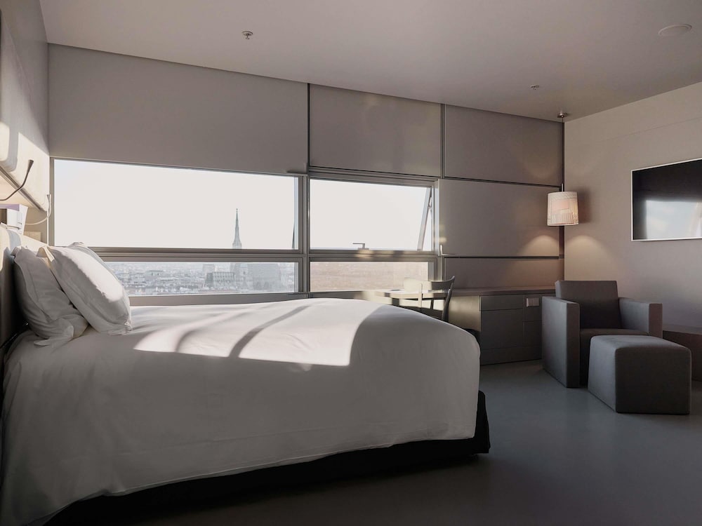 Habitación doble 1 Cama king Vista ciudad Accesible Vista Catedral 2 Camas individuales del hotel So/ Vienna. Foto 1