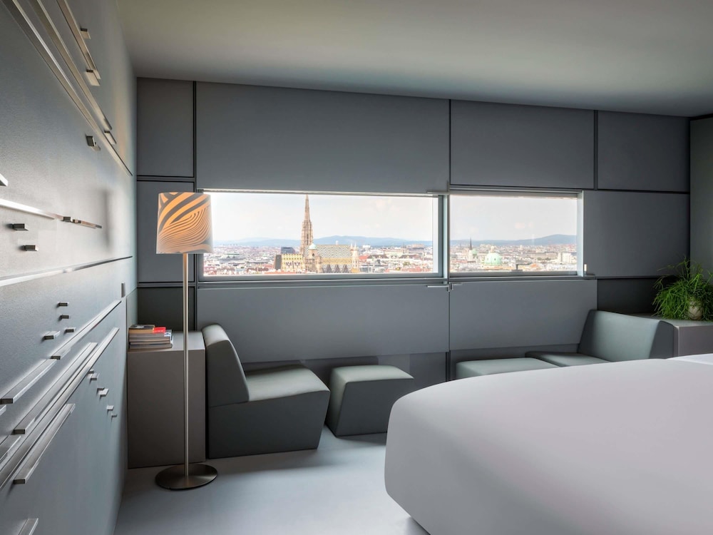 Suite Lujo 1 Cama king Presidencial Accesible Vista Panorámica Accesible (discapacidad auditiva) del hotel So/ Vienna
