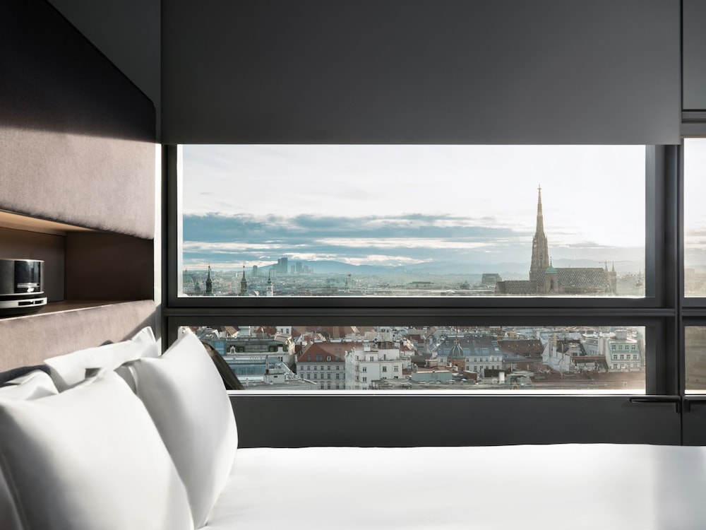 Habitación ejecutiva - Vistas a la catedral, 1 cama king o 2 camas individuales del hotel So/ Vienna. Foto 2