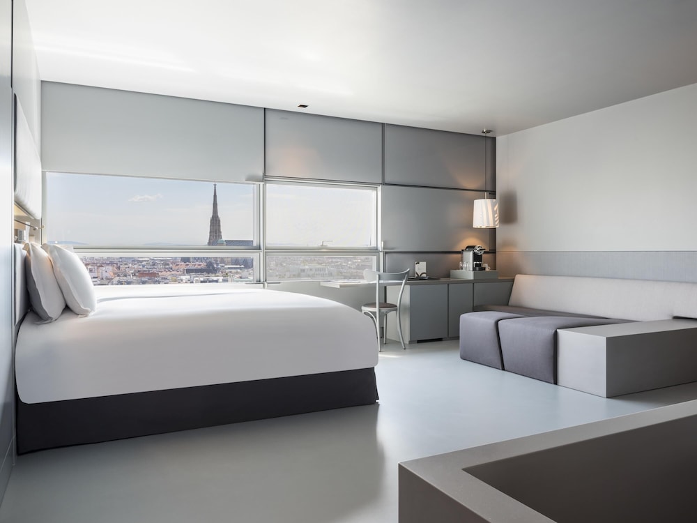 Habitación ejecutiva - Vistas a la catedral, 1 cama king o 2 camas individuales del hotel So/ Vienna. Foto 6
