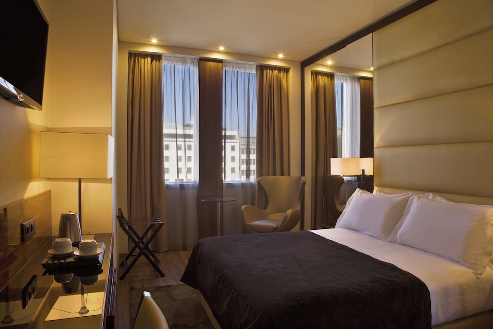 Habitación doble superior del hotel Turim Av Liberdade. Foto 1