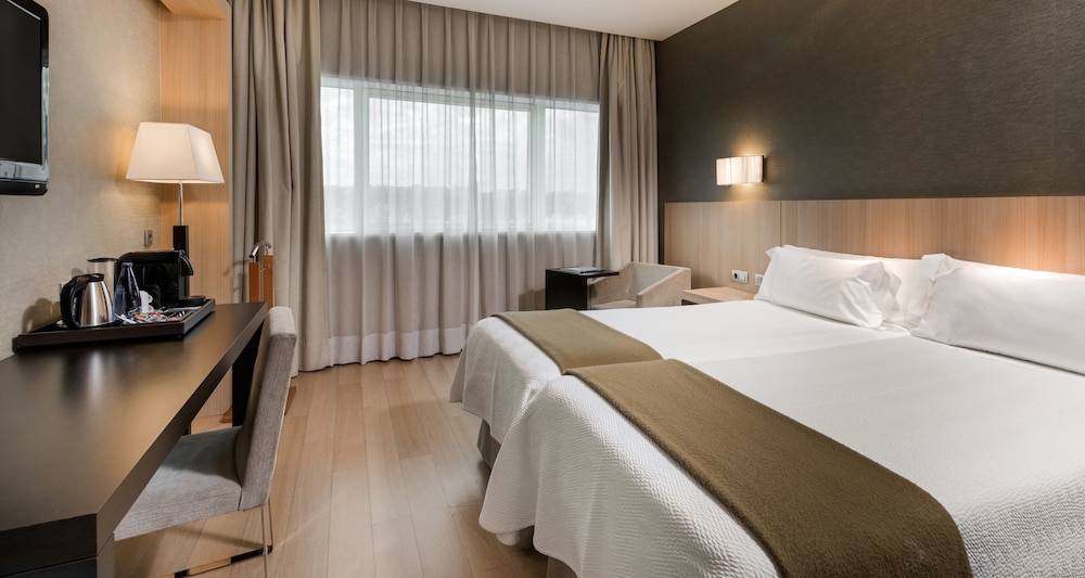 Habitación doble Superior Agradable del hotel NH Madrid Ribera del Manzanares. Foto 3