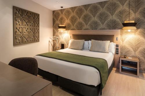 Habitación Doble con terraza del hotel Catalonia Atocha. Foto 4