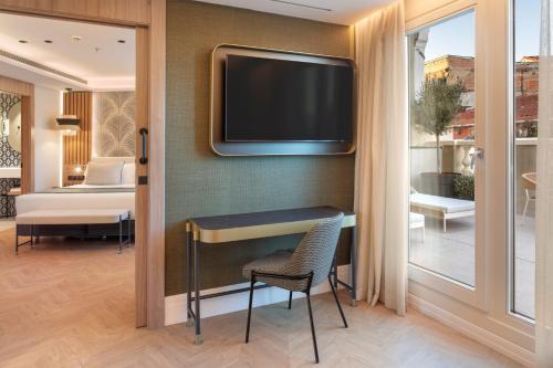 Suite Junior con piscina privada y terraza del hotel Catalonia Atocha. Foto 1