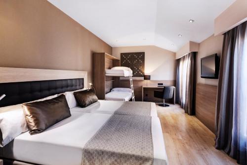 Habitación Familiar del hotel Catalonia Atocha. Foto 3