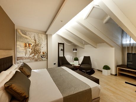 Suite Imperial del hotel Catalonia Plaza Mayor. Foto 2