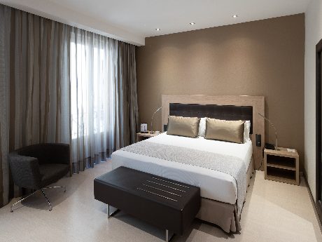 Habitación doble del hotel Catalonia Plaza Mayor. Foto 2