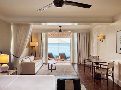 Beachfront King Room - Accessible del hotel Fairmont Royal Pavilion