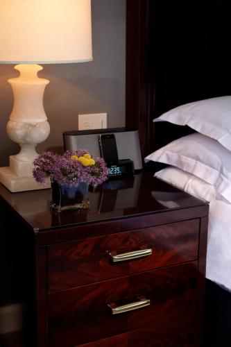 Habitación Superior - 1 cama grande del hotel Trump International and Tower New York. Foto 5