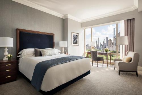 Habitación Deluxe con cama extragrande del hotel Trump International and Tower New York