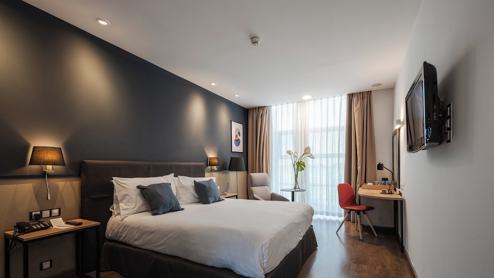 Habitación Estandar del hotel Crowne Plaza Madrid Airport, An Ihg. Foto 8