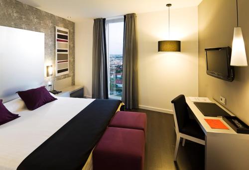 Habitación Doble - 2 camas del hotel Yit Vía Sevilla Mairena. Foto 4