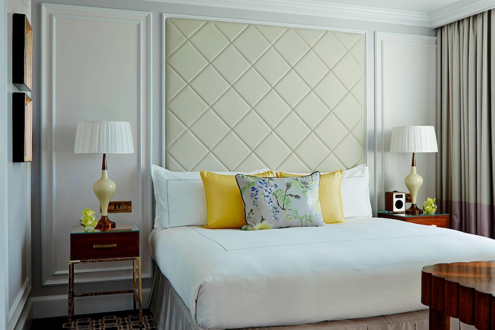 Habitación superior, 1 cama de matrimonio grande del hotel London Marriott Park Lane