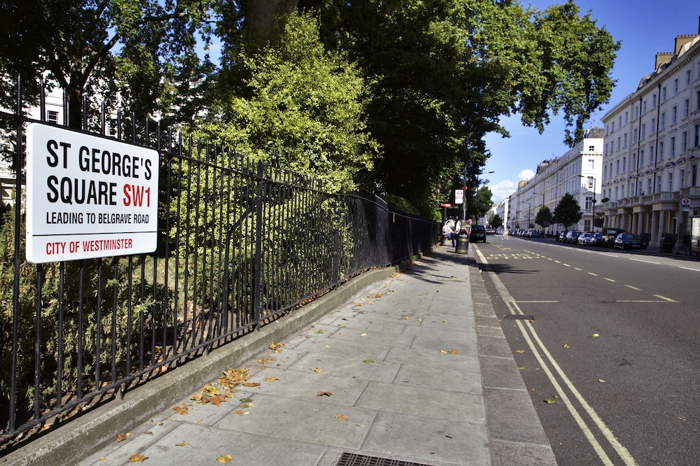 Habitación estándar (with Free Hot Breakfast) del hotel Holiday Inn Express London-victoria. Foto 9