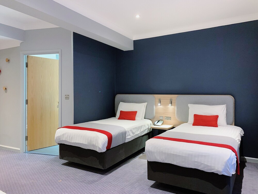 Habitación Estandar del hotel Holiday Inn Express London-victoria. Foto 7