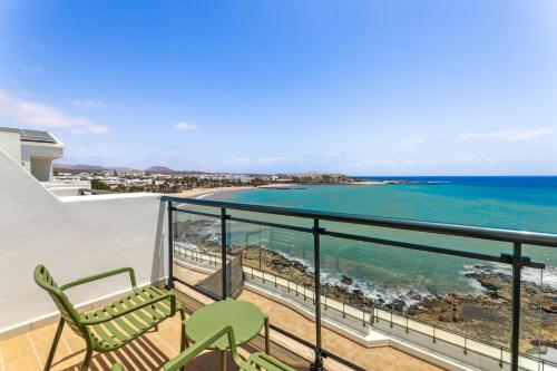 Habitación Cuádruple con vistas al mar del hotel THB Lanzarote Beach
