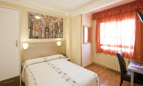 Habitación Doble con baño privado - 1 o 2 camas del hotel Barcelona. Foto 3