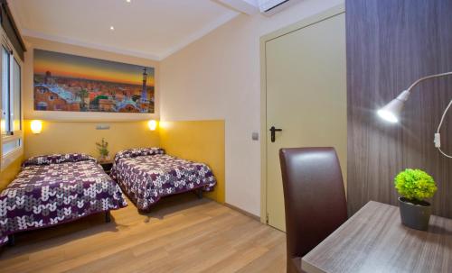 Habitación Doble con baño privado - 1 o 2 camas del hotel Barcelona. Foto 7