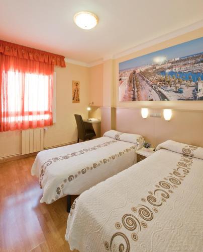 Habitación Doble con baño privado - 1 o 2 camas del hotel Barcelona. Foto 17