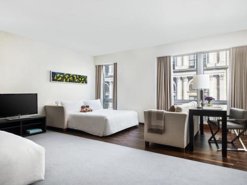 Suite Junior del hotel Langham Place, Fifth Avenue. Foto 2