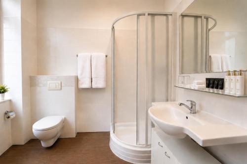 Habitación Triple del hotel Metropolitan Old Town