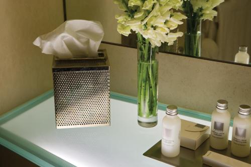 Standard King - Fully Renovated del hotel Millennium Premier New York Times Square. Foto 9