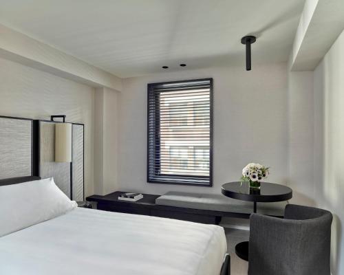 Habitación NoMad - 1 cama extragrande del hotel AKA NoMad. Foto 6