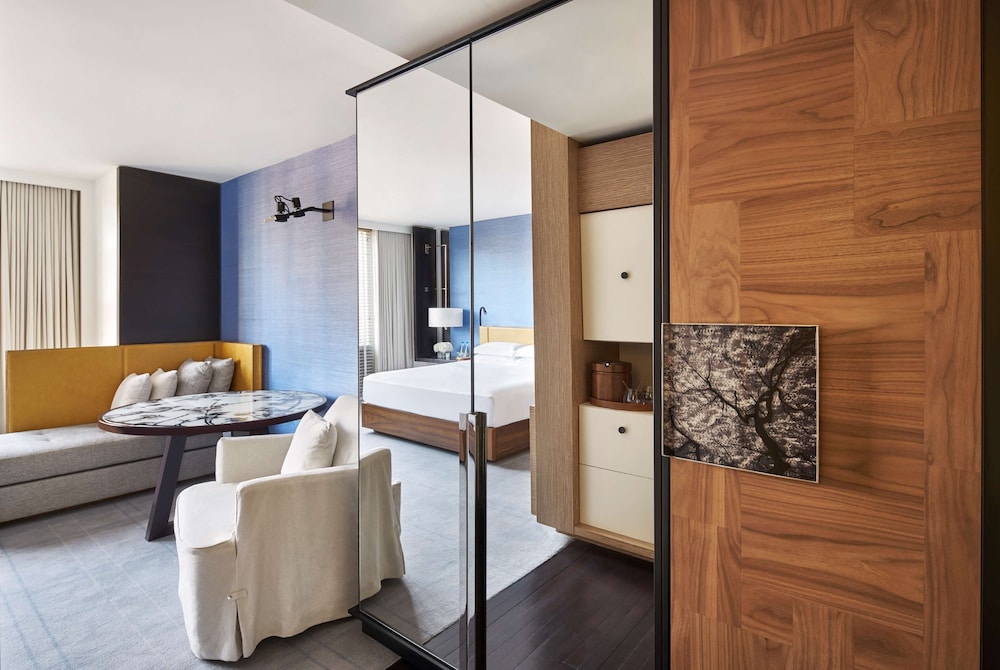 1 Cama King con Bañera Accesible del hotel Park Hyatt Washington. Foto 2
