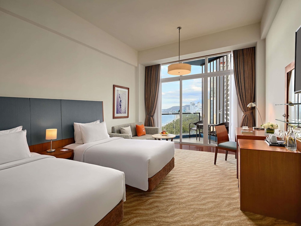 Habitación superior con 2 camas individuales del hotel Novotel Nha Trang